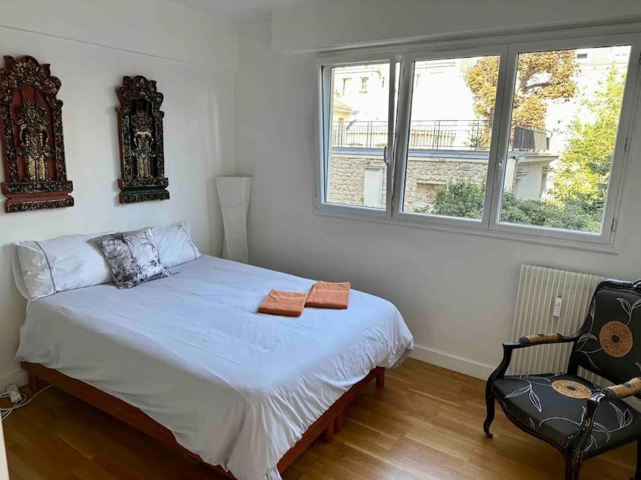 Private Bedroom 2 Near Eiffel Tower, Saint Germain Parigi Esterno foto